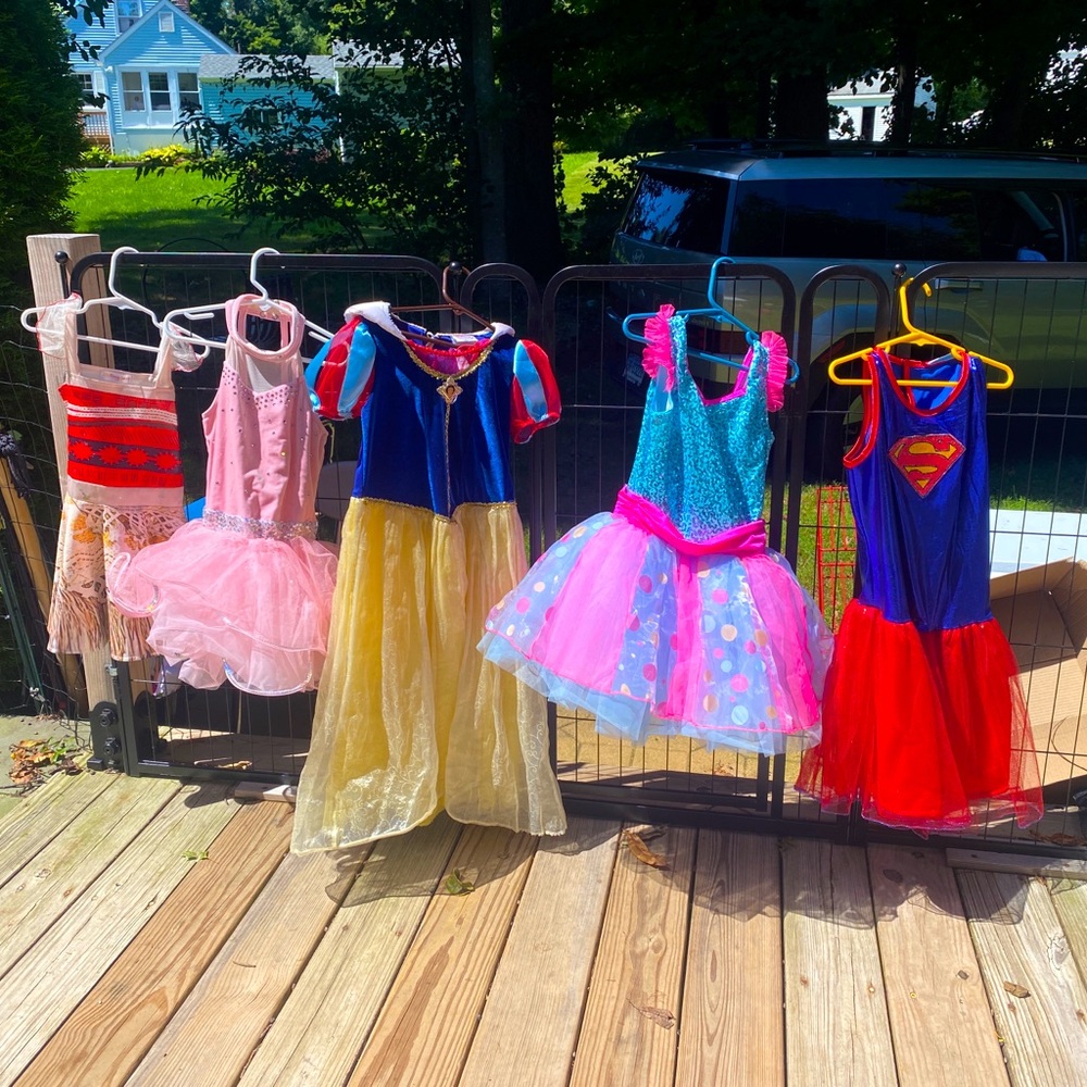 Girls 4-6 dress up costumes 10 each or 3 for 20 u pick !
